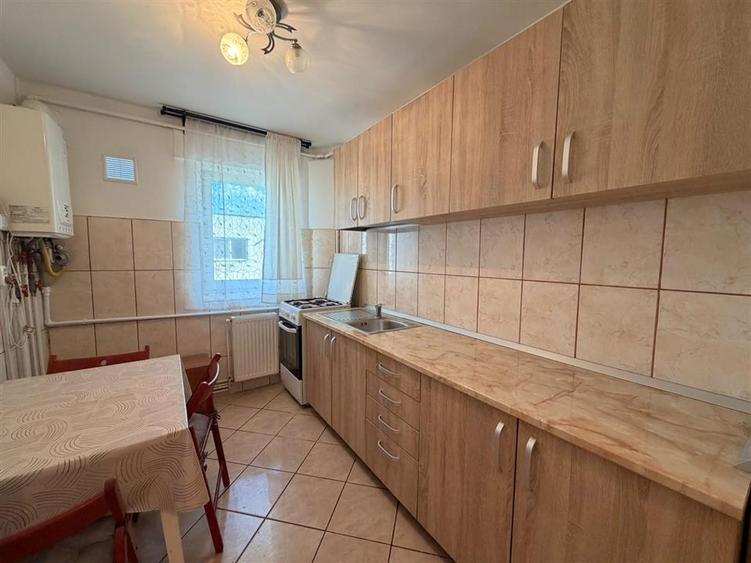 Apartament cu 2 camere semidecomandat în Bartolomeu