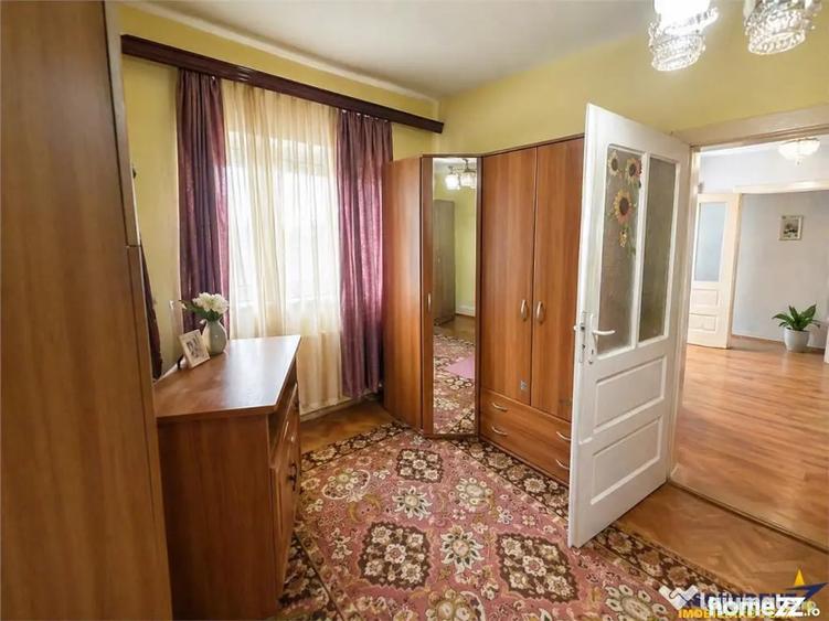 Casă cu 4 camere cu Teren 934 Mp în Central