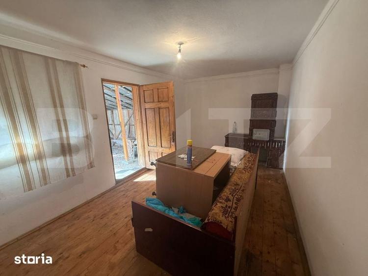 Casă cu 4 camere cu Teren 1315 Mp în Ulmi