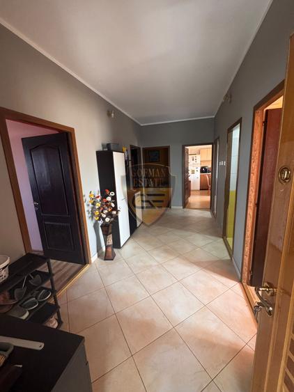 Apartament cu 4 camere decomandat, mobilat în Viile Noi