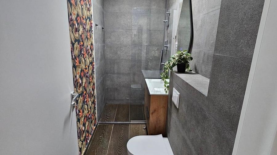 Apartament cu 3 camere decomandat, mobilat în Pipera