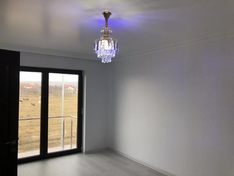 Casă individuală cu 5 camere cu Teren 450 Mp în Găgeni