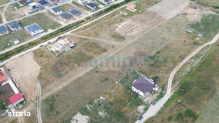 Teren de 800 mp, în Sânmartin