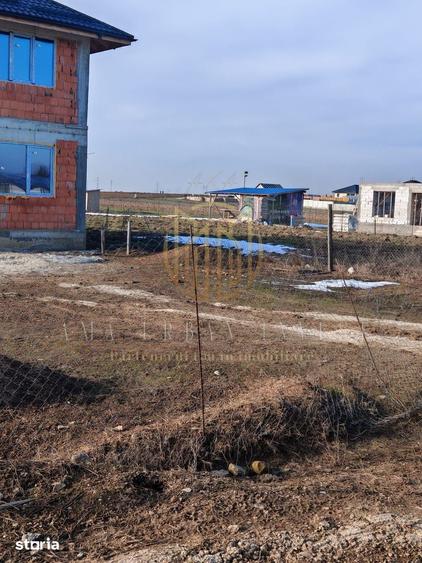 Teren de 400 mp, în Central