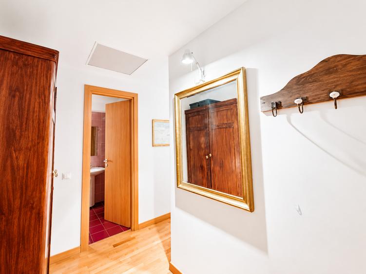 Apartament cu 2 camere decomandat în Tineretului