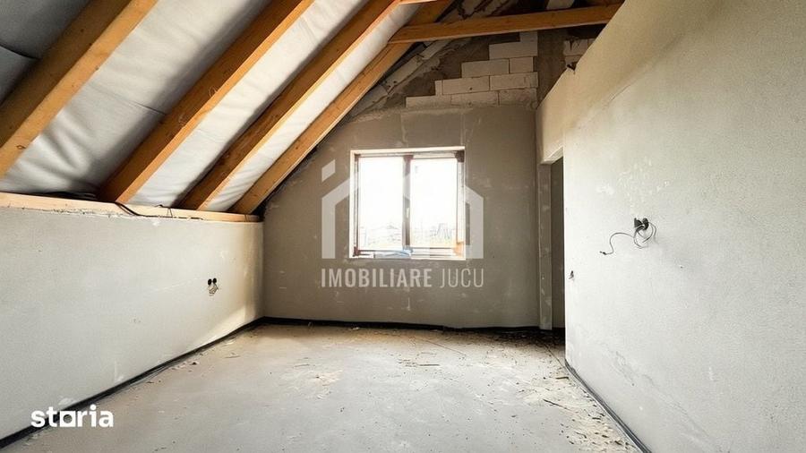 Casă cu 4 camere cu Teren 800 Mp în Jucu