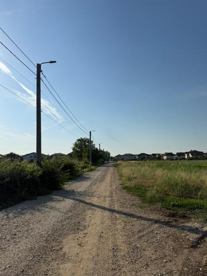 Teren Construcții intravilan de 15867 mp, în Odăi