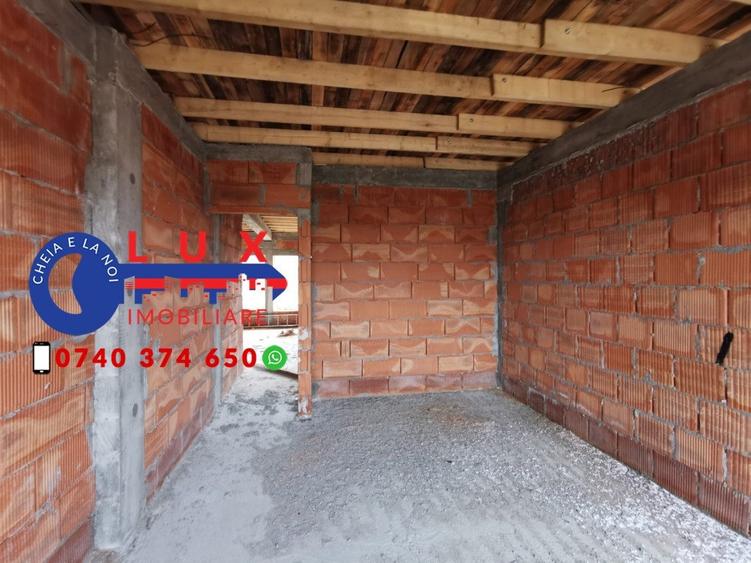 Casă cu 3 camere cu Teren 650 Mp în Malcoci