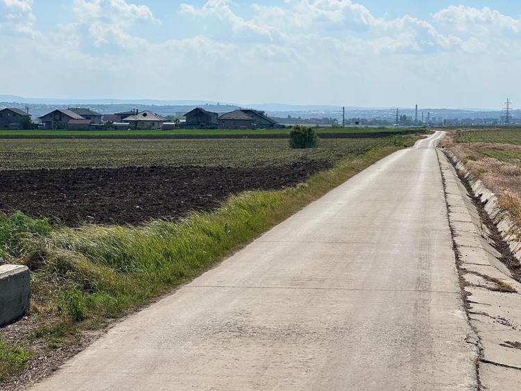 Teren de 500 mp, în Dancu