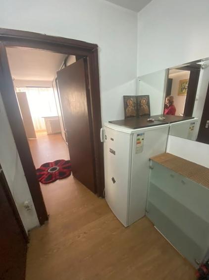 Garsoniera | Decomandata | Balcon | Piata Muncii | Metrou in Proximitate - 5