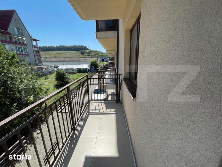 Apartament cu 3 camere semidecomandat în Florești