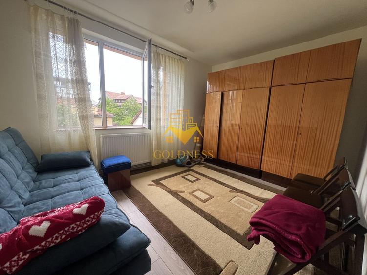 Apartament cu 3 camere semidecomandat, mobilat în Gară