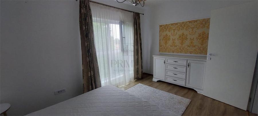 Apartament cu 2 camere decomandat în Lipovei