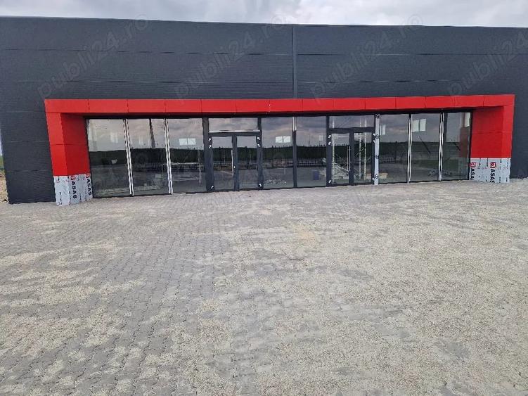 Spațiu comercial, de 600 mp, în Central