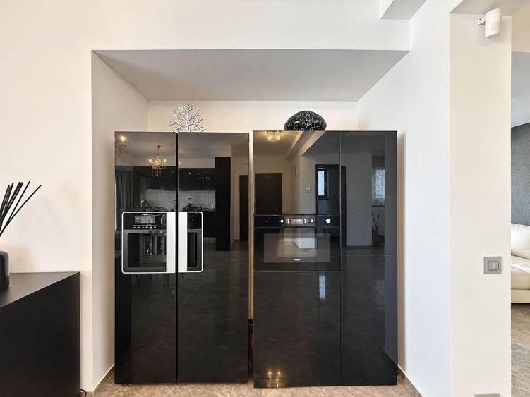 Apartament cu 4 camere decomandat, mobilat în Domenii
