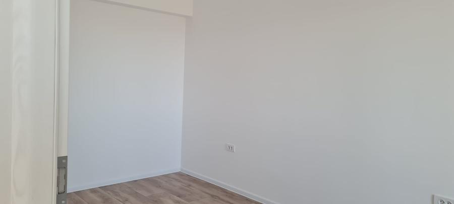 Apartament cu 2 camere semidecomandat în Rulmentul