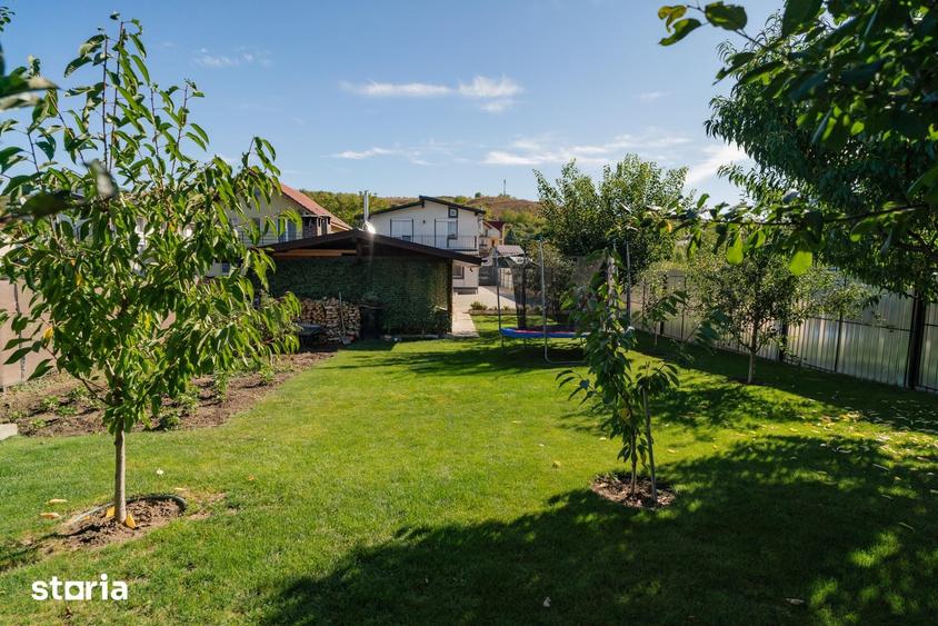 Casă cu 4 camere cu Teren 600 Mp în Borhanci