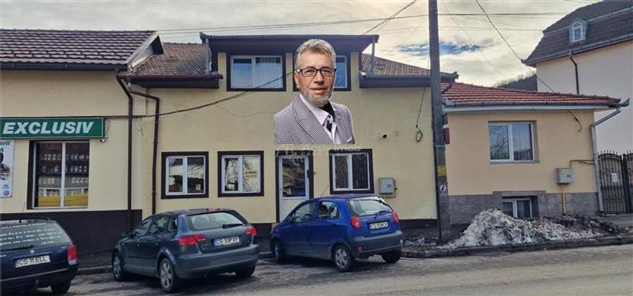 Casă individuală cu 18 camere cu Canalizare în Ultracentral