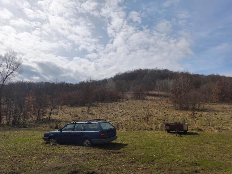 Casă cu 2 camere cu Canalizare în Toc
