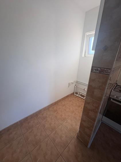 Casă individuală cu 3 camere cu Canalizare în Sisești