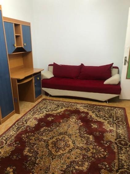 Apartament cu 3 camere decomandat, mobilat în Central