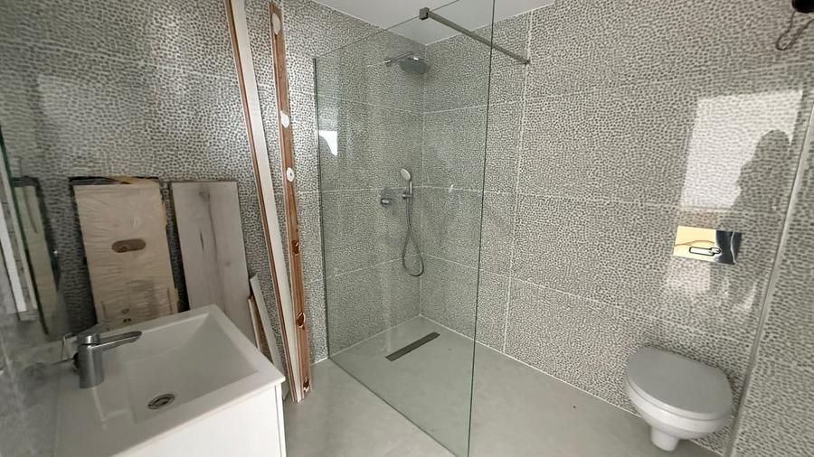 Apartament cu 3 camere decomandat în Nord