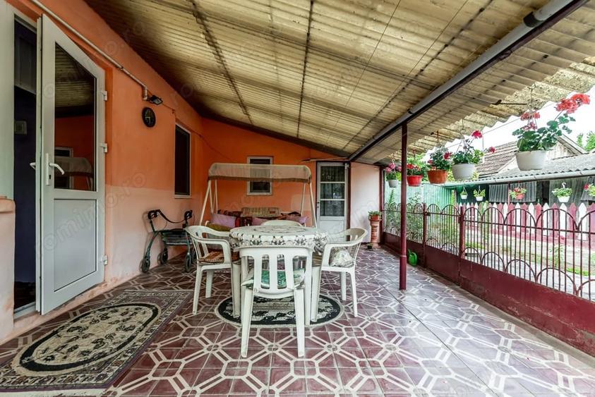Casă cu 3 camere cu Teren 330 Mp în Central