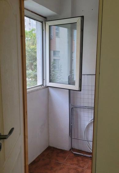Garsonieră decomandată în Crângași
