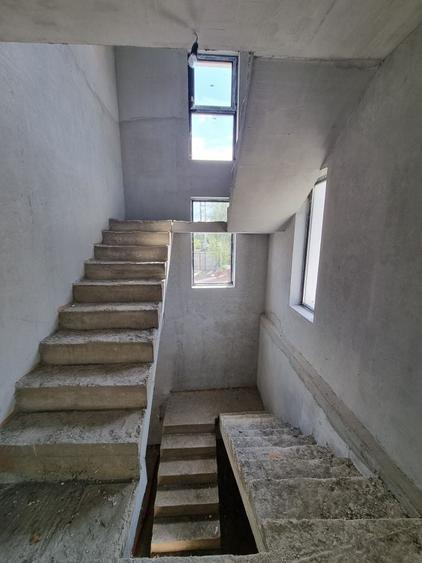 Casă cu 4 camere în Valea Mare