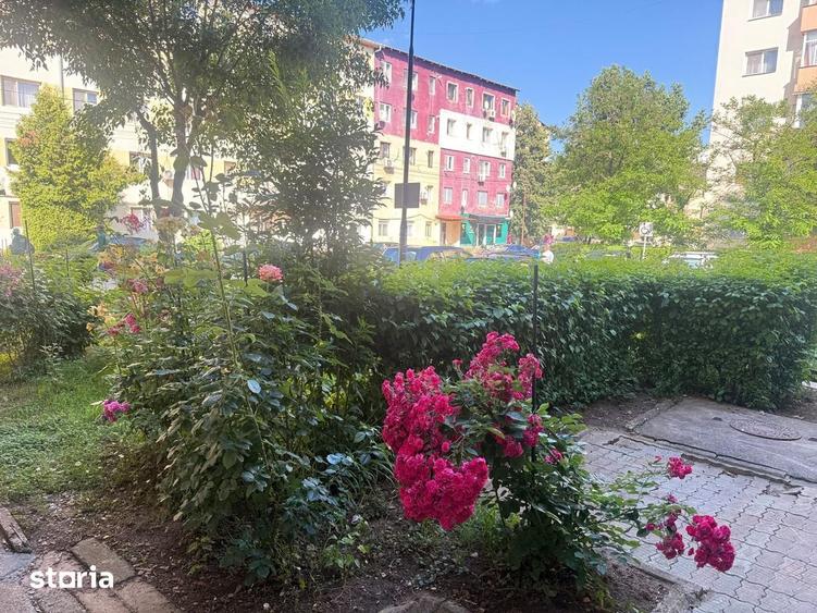 Inchiriere apartament 2 camere, mobilat, Targoviste, micro 9 - 13