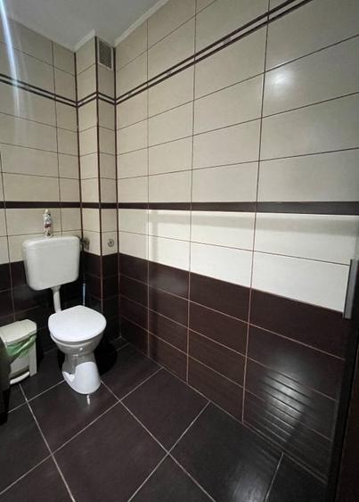 Casă individuală cu 4 camere cu Canalizare în Tomis I