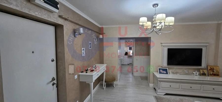 Apartament cu 3 camere decomandat în Ultracentral