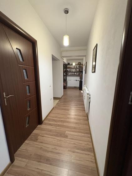 Apartament cu 3 camere decomandat în Lenin Sud