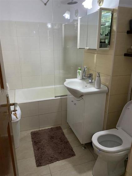 Apartament cu 2 camere decomandat, mobilat în Ștrand