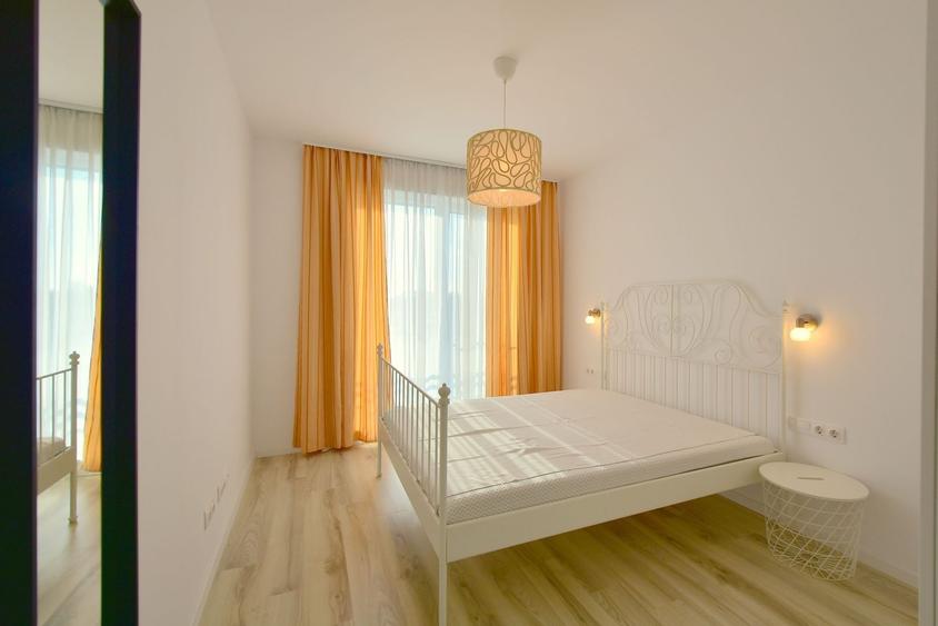 Apartament cu 2 camere semidecomandat, mobilat în Lipovei