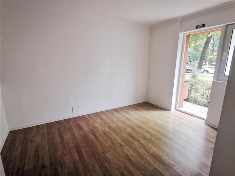 Spațiu comercial, de 45 mp, în Burdujeni