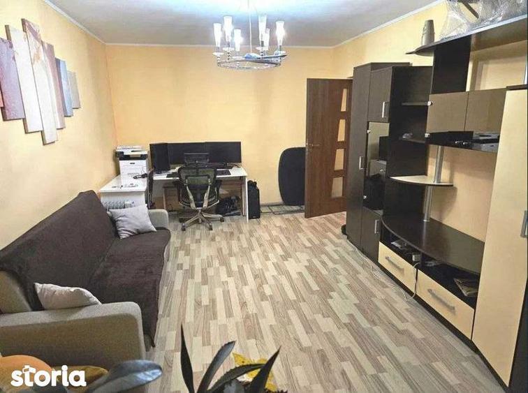 Apartament cu 2 camere decomandat în Crângași