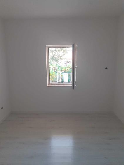 Casă cu 2 camere în Lipoveni