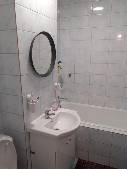 Apartament cu 3 camere decomandat în Drumul Taberei