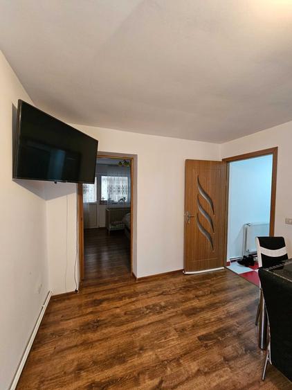 Apartament cu 2 camere nedecomandat în Central