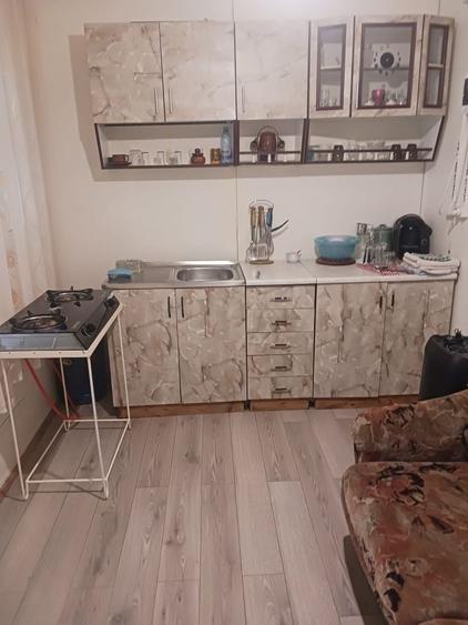 Casă cu 3 camere cu Teren 1000 Mp în Central
