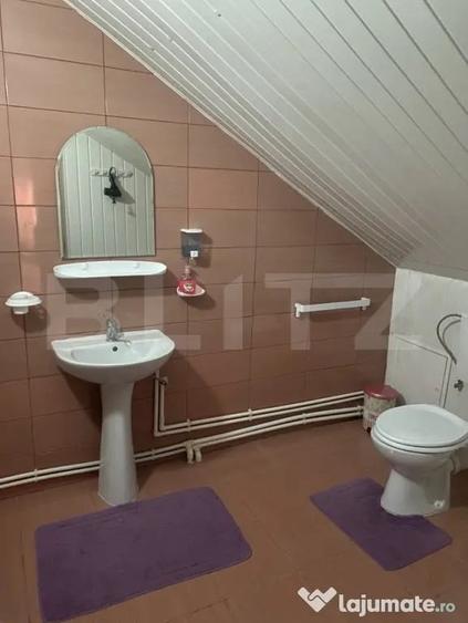 Casă cu 4 camere cu Teren 750 Mp în Central