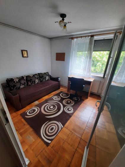 Apartament cu 2 camere decomandat în UTA