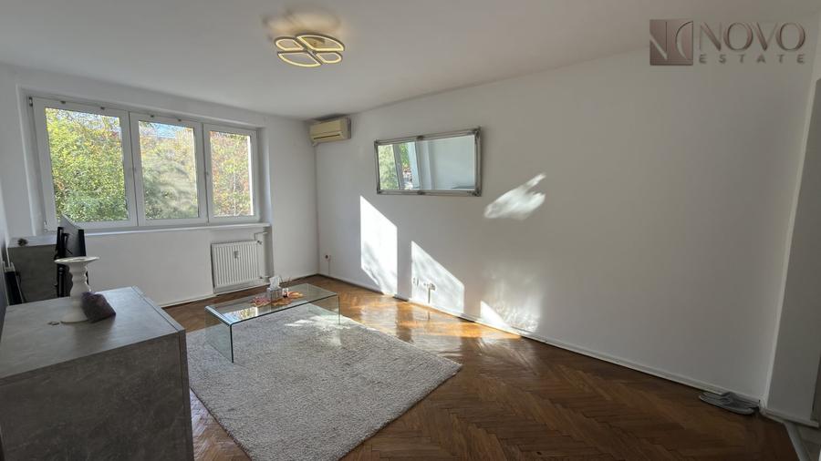 Apartament cu 2 camere semidecomandat, mobilat în Titan