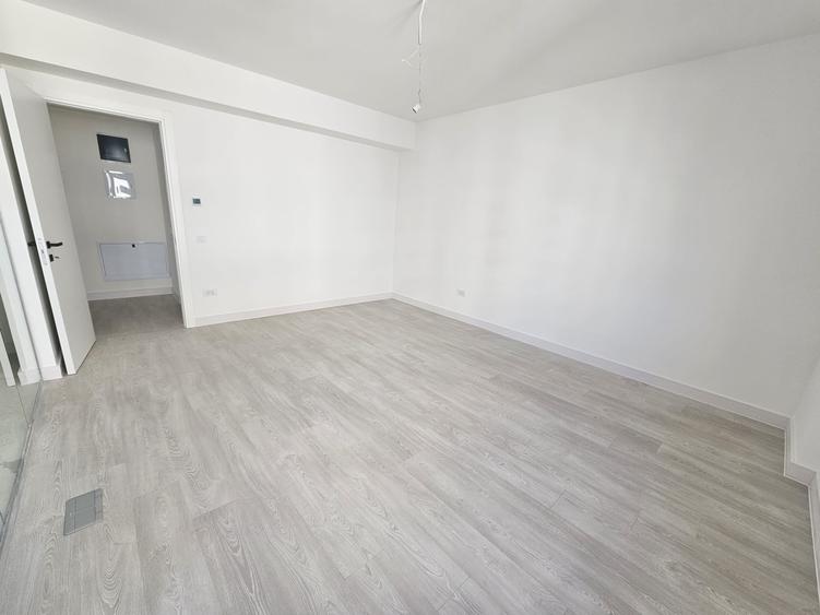 Garsonieră decomandată în Jiului