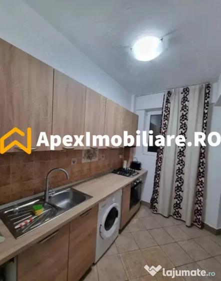 Apartament cu 3 camere semidecomandat în Cișmigiu