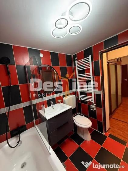 Apartament cu 4 camere decomandat în Central