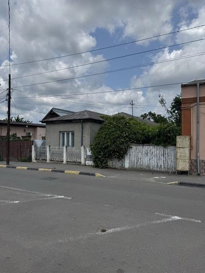 Casă cu 4 camere în Tecuci