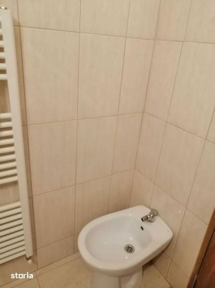 Apartament cu 3 camere în Progresul