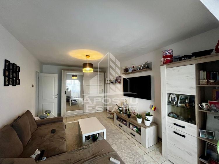 Apartament cu 3 camere decomandat, mobilat în Lipovei — fotografia 3